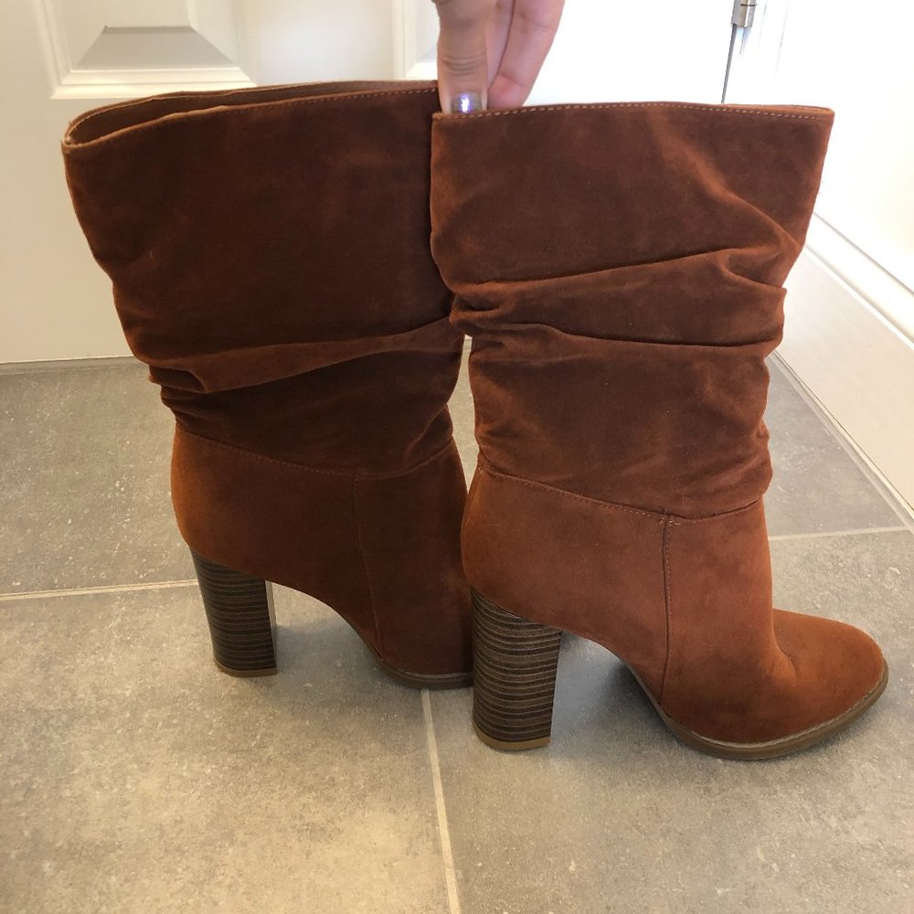 Chase & Chloe Tan Rust Color Block Heel Boots 7.5 - image 5